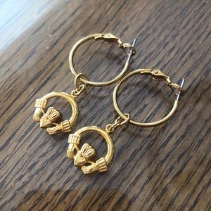 Gold claddagh charm earrings